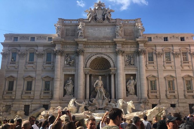 Private Walking Tour of Rome and a Cooking Class - Pantheon area and Santa Maria Sopra Minerva: two stops that balance awe and comfort