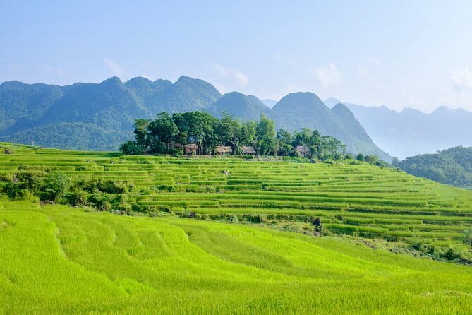 Pu Luong 3-Day Adventure: Trekking, Cycling & Local Cooking Class - Cham Stream Bamboo Rafting and a Floating Lunch