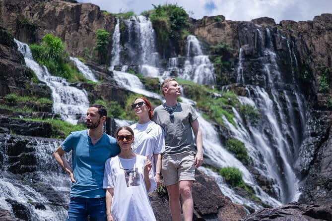 Pu Luong Day Tour: Trekking Villages, Bamboo Rafting & Waterfall - Hieu Waterfall Swim: When to Get Wet and How to Stay Comfortable
