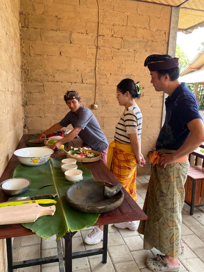 Quad ride, waterfalls & aunthentic cooking class in munduk - FAQ