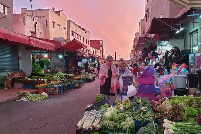 Rabat Family Cooking Class - Finding the Group: Tram Stop to Family Home