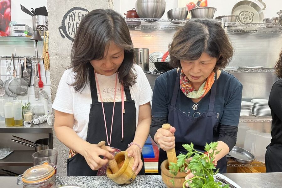Real Paella Cooking Class – Market Visit & Sangría Workshop - Market Visit + Paella Kitchen: What Makes This Valencia Class Click