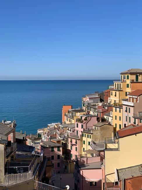 Riomaggiore: Pasta and Tiramisù Cooking Class - Putting it together: wine with your meal and the flow of the class