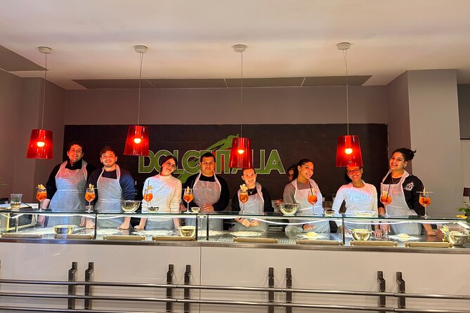 Roman Style Pizza Cooking Class & Spritz Flow in Rome - Key highlights at a glance