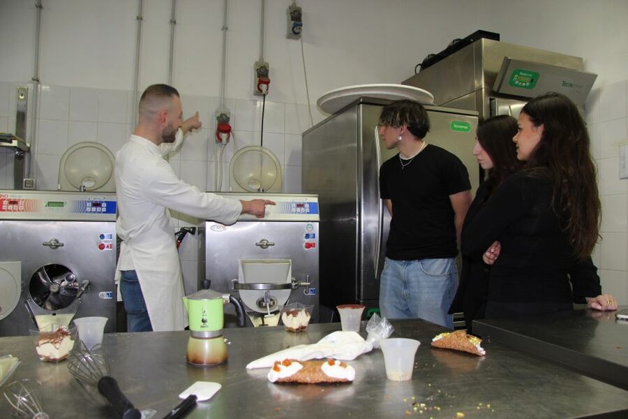 Rome: Cannoli, Gelato, Tiramisu Baking & Cooking Class - Cannoli: Getting the Texture and Technique Right