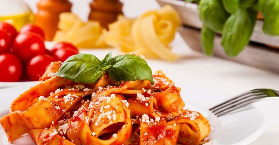 Rome: Fettuccine Pasta Cooking Class in Rome's City Center - Sauce Choices: What the Kitchen Handles (So You Can Enjoy)