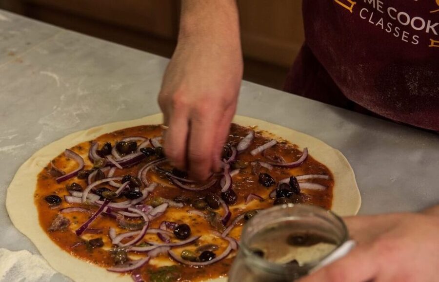 Rome: Gourmet Pizza Cooking Class (SHARED) - Where You’ll Meet and How the Class Gets Going