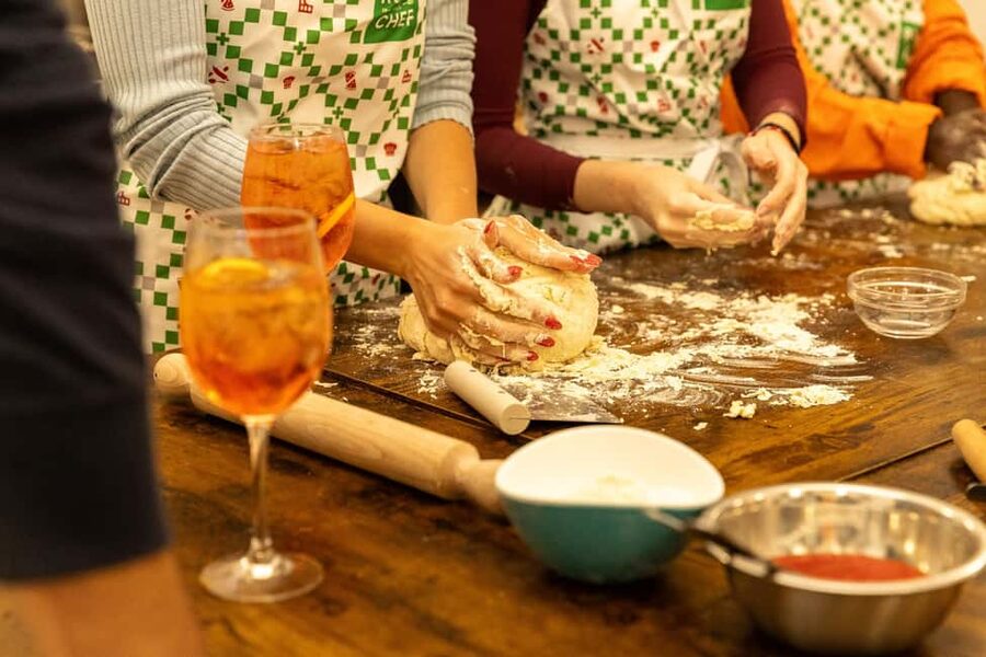 Rome: Hands-On Pizza Cooking Class with Spritz Mixology - Key things to know before you go