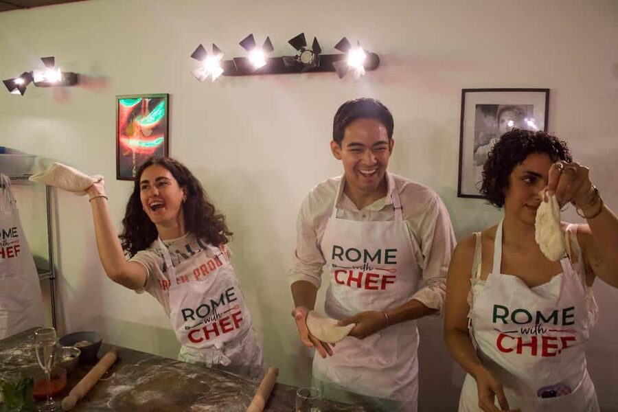 Rome: Hands-On Pizza Cooking Class with Spritz Mixology - Toppings and customization: make it yours without going off the rails