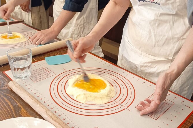 Rome: Pasta Cooking Class, Dinner & Wine in Authentic Restaurant - Should you book this Rome pasta class?
