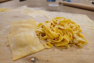 Rome: Pasta Fettuccine, Ravioli & Tiramisu Cooking Class - Ravioli from scratch: filling, sealing, and getting the dough to cooperate