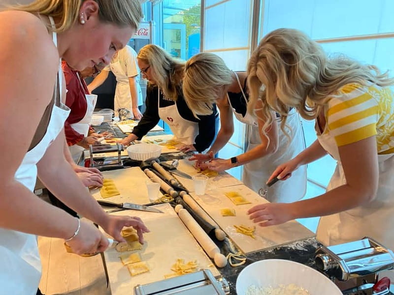 Rome: Pasta, Ravioli, and Tiramisu Cooking Class with Wine - Warm Welcome, Aperitivo, and Cacio e Pepe Chips