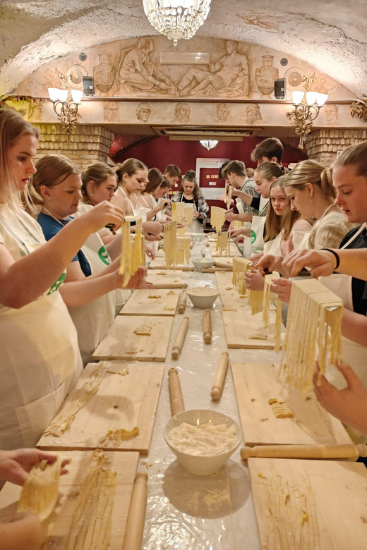 Rome: Pasta & Tiramisu Cooking Class near the Spanish Steps - Key Things to Know Before You Go