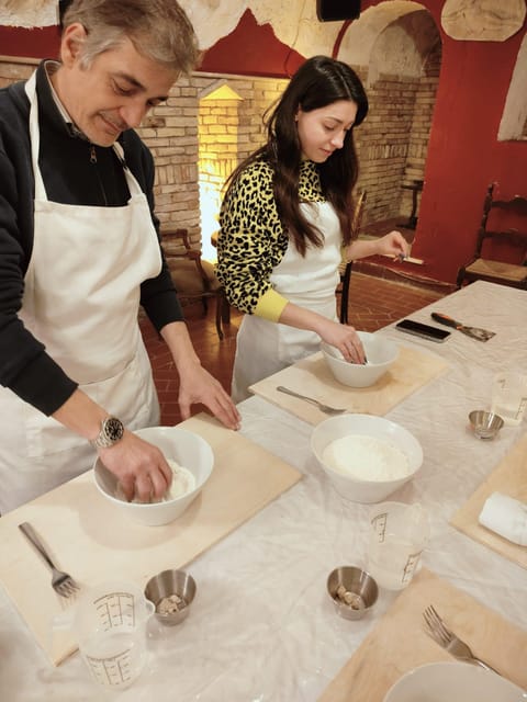 Rome: Pasta & Tiramisu Cooking Class near the Spanish Steps - Should You Book This Rome Pasta and Tiramisu Class?
