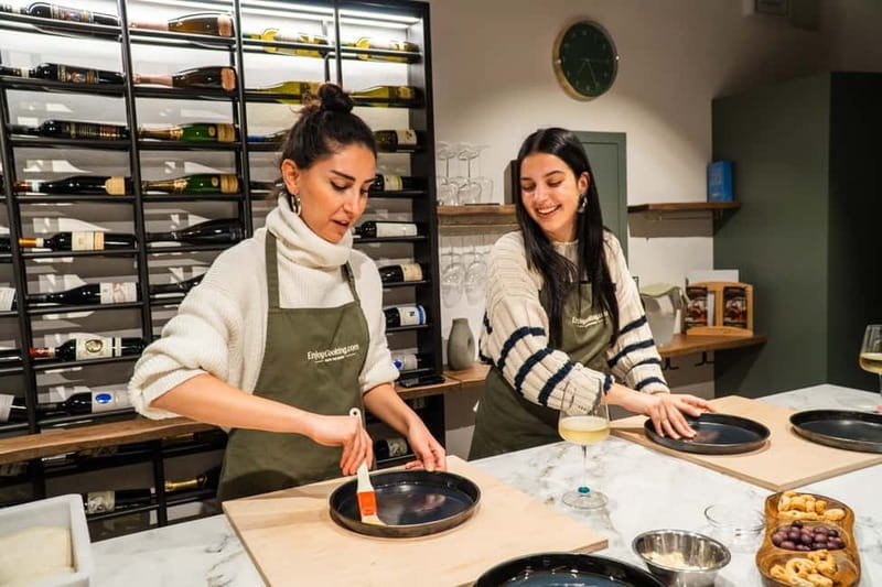 Rome: Pizza and Gelato Cooking Class with Wine - A Roman cooking night that feels local, not touristy