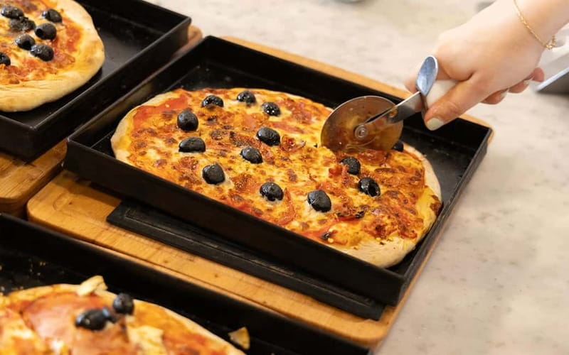 Rome: Pizza and Tiramisù Cooking Class with Glass of Wine - Key points that matter before you go