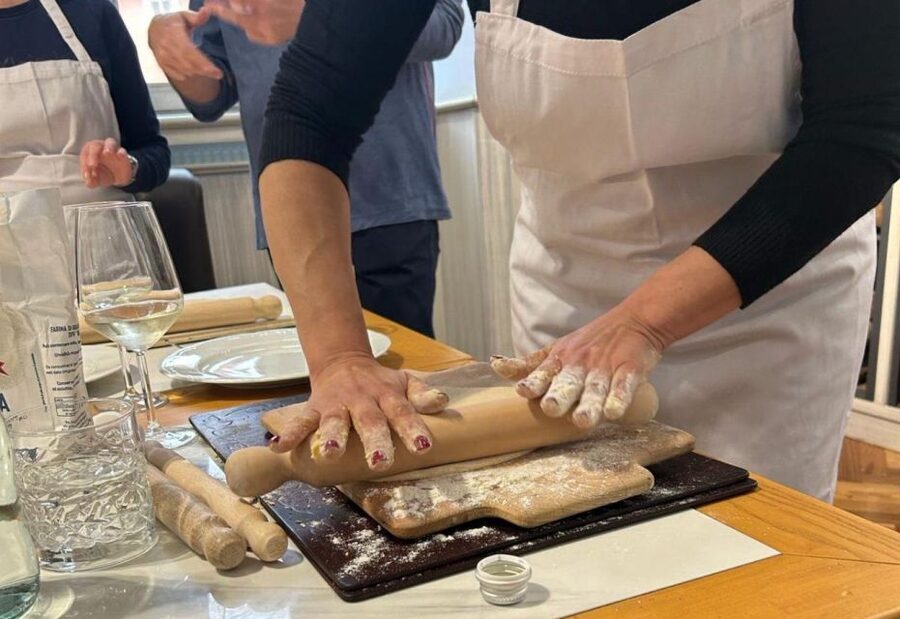 Rome: Small Group Pasta cooking class near Piazza Navona - Key things that make this class worth your time