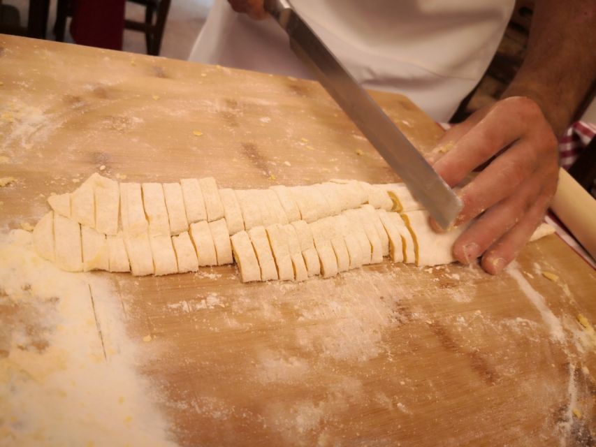 Rome: Traditional Cooking Class in the Jewish Ghetto - Who should book this class, and who might prefer something else