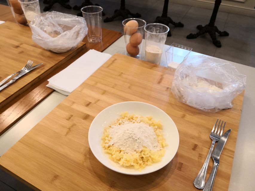 Rome: Traditional Cooking Class in the Jewish Ghetto - Arriving in Rome’s Jewish Ghetto: where the class starts