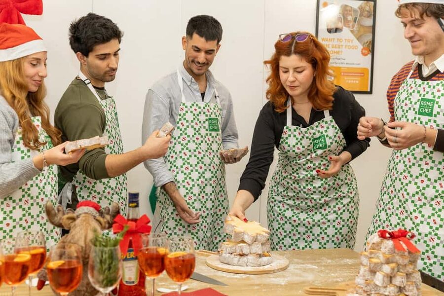 Rome: Traditional Pasta with Cocktails Cooking Class - Key highlights at a glance