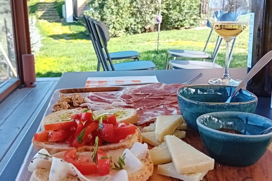 San Gimignano: "Hands in dough" Cooking Class with Lunch - Should you book this San Gimignano cooking class?