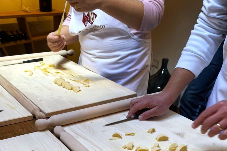 San Gimignano: "Hands in dough" Cooking Class with Lunch - Wine pairings that make the meal make sense