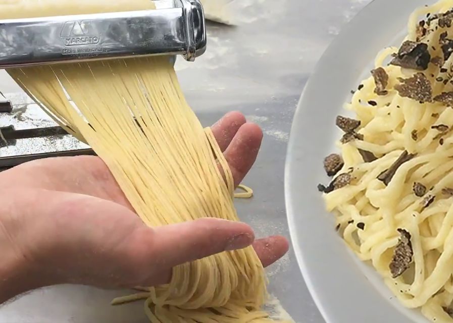 San Gimignano: Truffle Cooking Class with Wine Tasting - Wine and oil tasting: what it adds to a truffle meal