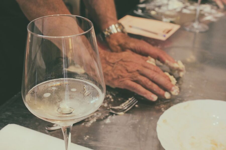 San Gimignano: Truffle Cooking Class with Wine Tasting - The venue feel at Tenuta Torciano: why the setting matters