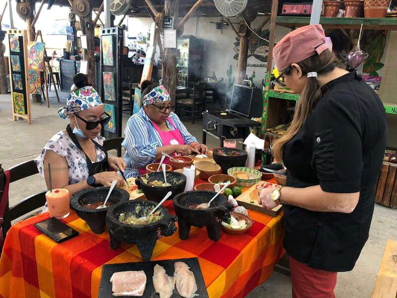 San José del Cabo:Cooking Class +Margaritas & Mezcal tasting - Chef Oscar’s kitchen lesson: ceviche, salsa, guacamole, and more