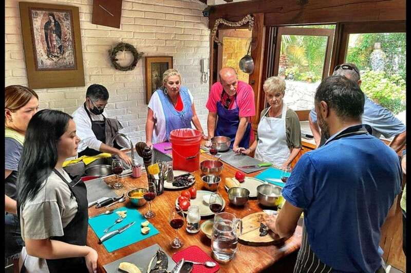 San Miguel de Allende: Mexican Cooking Class | Mole & Salsas - Who should book this mole and salsa class