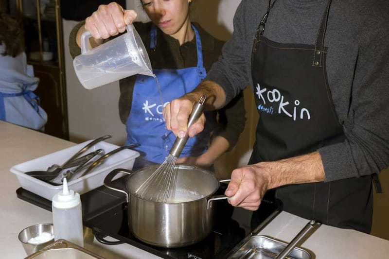 San Sebastián: Market Tour and Basque Cooking Class English - Who this Basque cooking class suits best