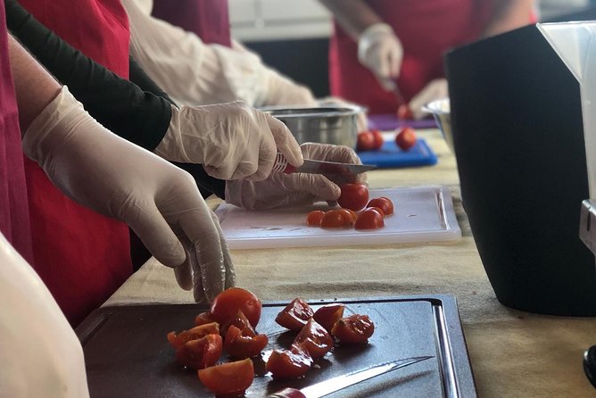 Santorini Cooking Class Gastronomy Experience & Wine Tasting - What You’ll Cook (and Why Those Dishes Work in Santorini)
