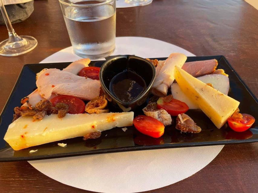 Santorini: Private Cooking Class and Wine Tasting Tour - Lunch, aperitifs, and why the meal is more than filler