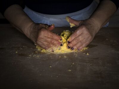 Sardinia Cooking Class: Fresh Handmade Pasta - Isabella and Valerio welcome you into their family home