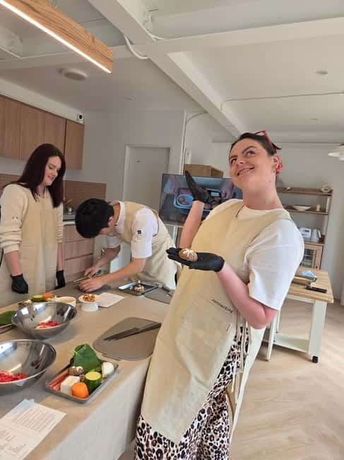 Seoul: Cooking Class and Tour with Michelin-Trained Chef - Meeting at Mangwon Station: The fast, easy start
