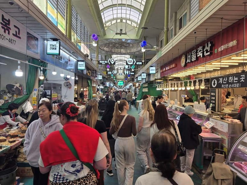 Seoul: Cooking Class and Tour with Michelin-Trained Chef - Cooking Jeon in a small studio: What you’ll actually make