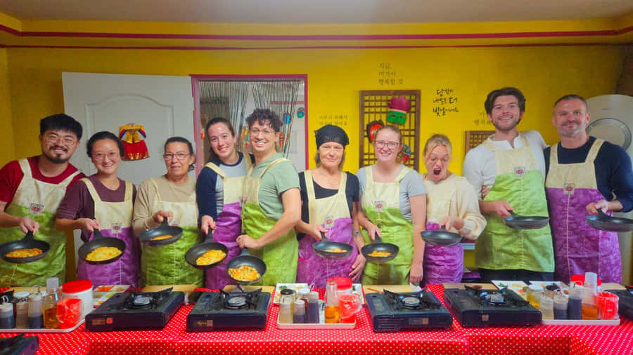 Seoul: Korean Cooking Class at a Local Home and Market Tour - Key highlights worth your attention