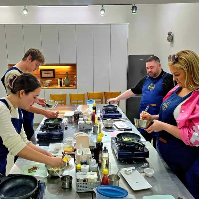 Seoul: Taste of Korea, Authentic Home Style Cooking Class - Where the Class Is (So You Don’t Lose 20 Minutes in Seoul)