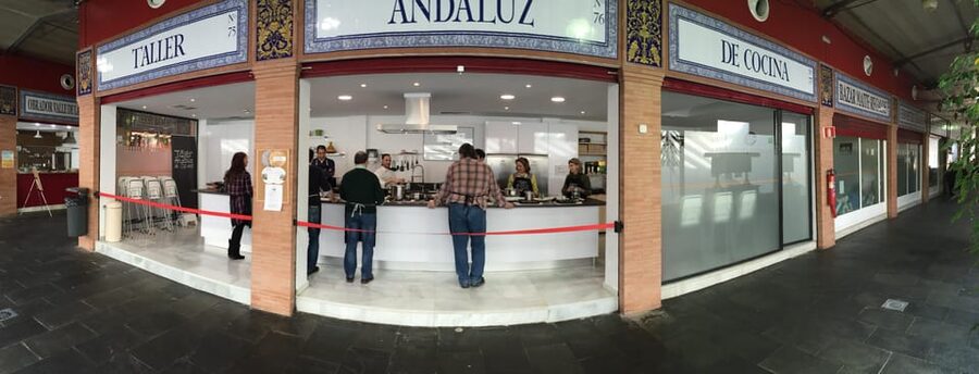 Seville: 3.5-Hour Spanish Cooking Class & Triana Market Tour - Salmorejo or Gazpacho: a chilled start you can recreate