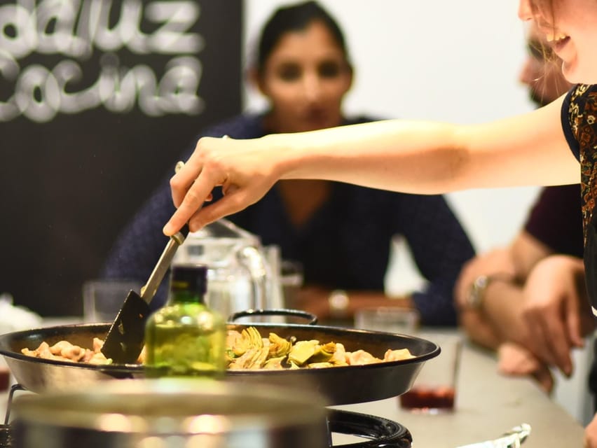 Seville: 3.5-Hour Spanish Cooking Class & Triana Market Tour - Paella Valenciana with chicken, plus vegetarian paella support