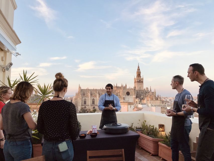 Seville: Paella Cooking Class & 30-Min Local Expert Q&A - Panoramic Highlights Tour + 30-Min Local Expert Q&A