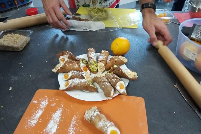 Sicilian Cooking Class : Personalize your class - English support and translator help (so you don’t miss the important bits)