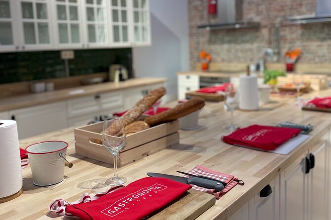 Small-group Immersive Basque Cooking Class in Bilbao with Open Bar - Key highlights at a glance