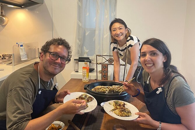 Small-Group Osaka-Style Okonomiyaki Cooking Class - Customizing Your Fillings (And Making It Yours)