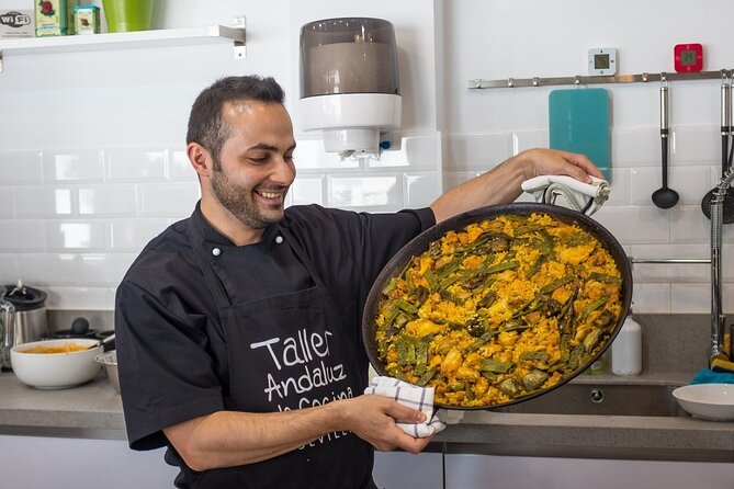 Spanish Cooking Class and Dinner in Seville - Mercado de Triana at 6:00 pm: why the location matters