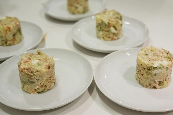 Spanish Tapas & Paella Cooking Class in Central Madrid with Lola - Ajoarriero Cod: A Comfortable, Spanish-Style Fish Lesson
