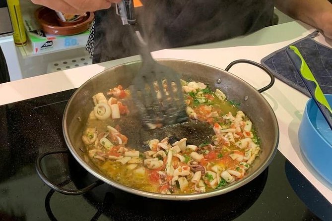Spanish Tapas & Paella Cooking Class in Central Madrid with Lola - Meeting Lola Near Pacífico: Easy to Find, Easy to Start