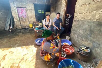 Spice tour and cooking class (local food) - The cooking lesson: spice rice with coconut sauce, taught live