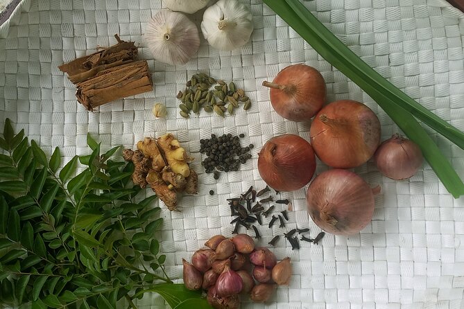 Sri Lankan cooking class with Nilu Kandy( FREE PICKUP & Drop) - The meal: you eat what you cooked, family-style value