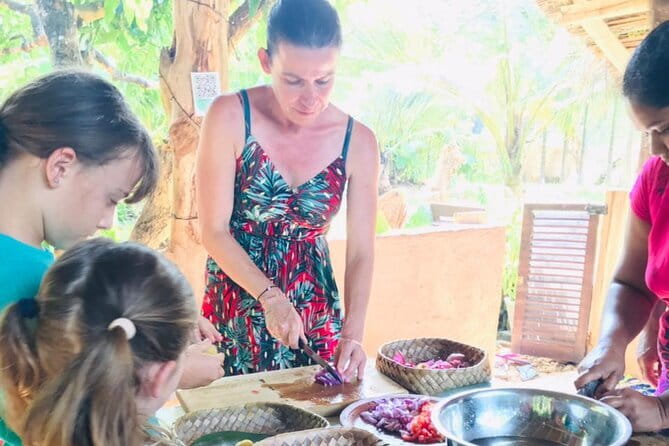 Sri Lankan Privet Cooking Class with Lunch - What You Actually Cook: 8 Curries, Including Seafood